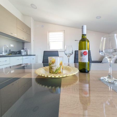 Apartment ˝Soleil˝ Вир Екстериор снимка
