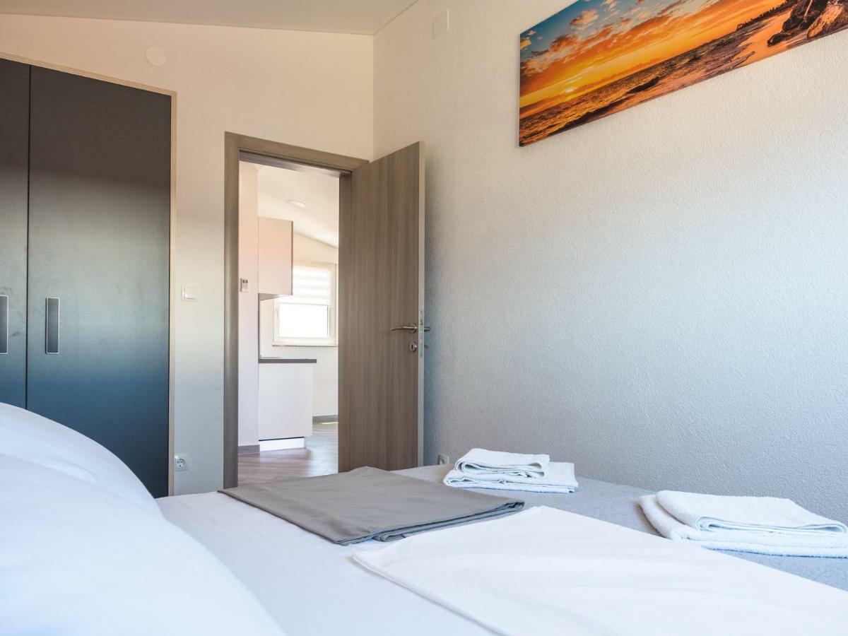 Apartment ˝Soleil˝ Вир Екстериор снимка