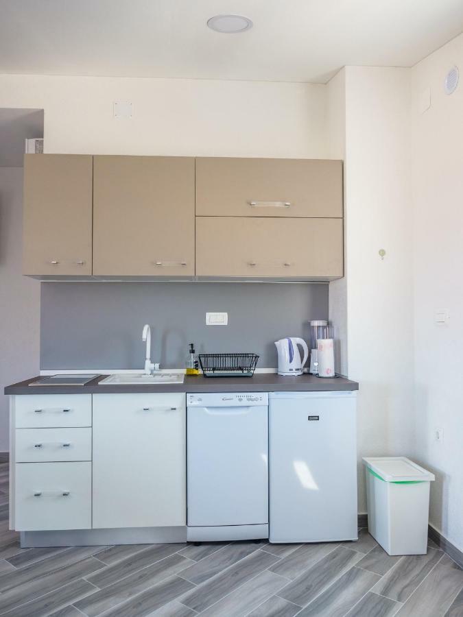 Apartment ˝Soleil˝ Вир Екстериор снимка
