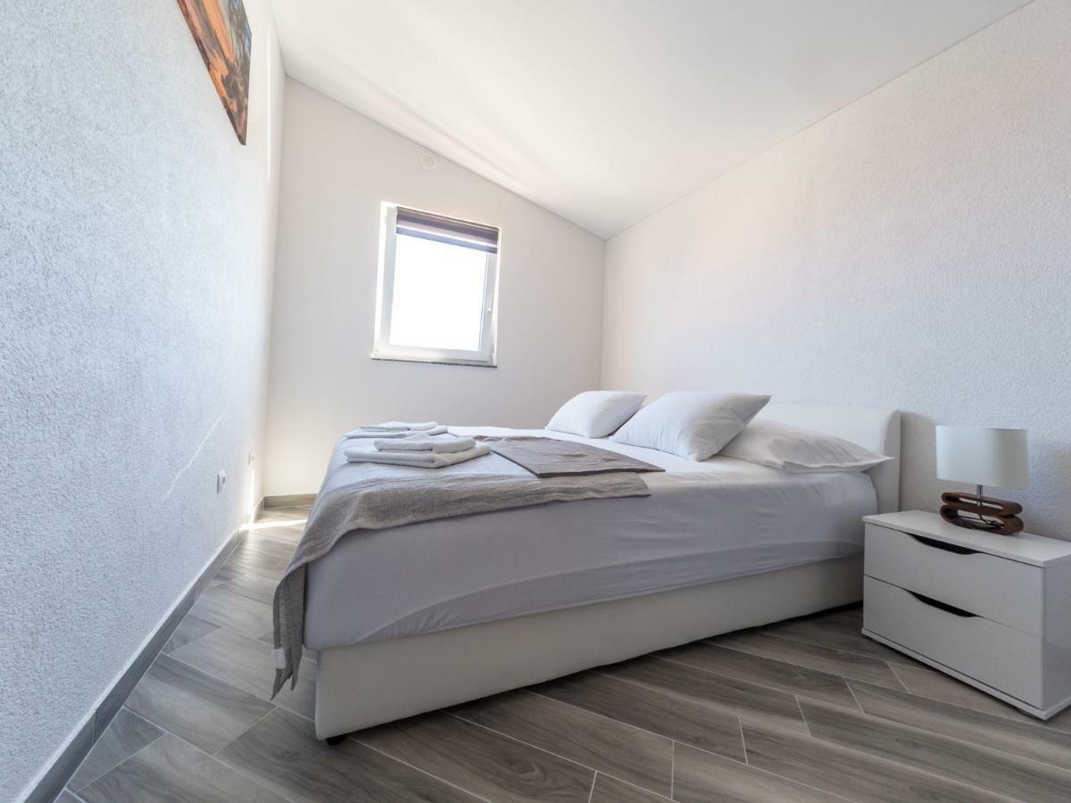Apartment ˝Soleil˝ Вир Екстериор снимка